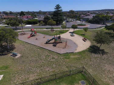 Gladstone Park Reserve - Playspace