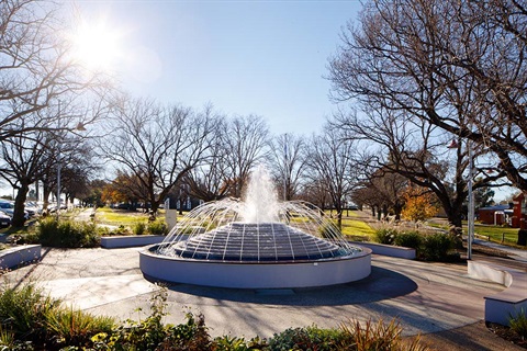 Fountain in Sunbury